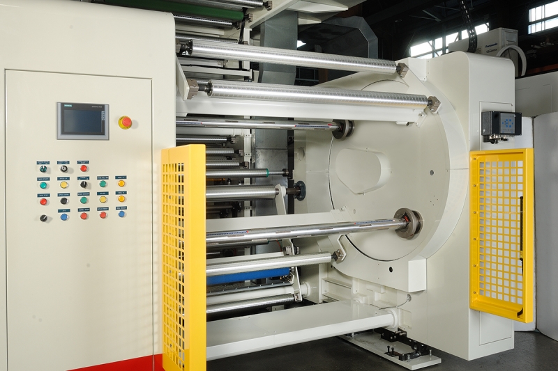 Phoenix (winders) gearless flexo press